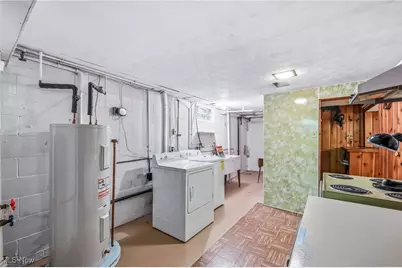 1558 Portal Drive NE, Howland, OH 44484 - Photo 30