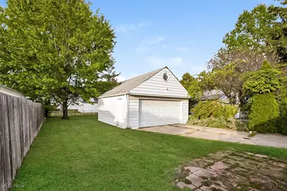 24891 Zeman Avenue, Euclid, OH 44123 - Photo 20