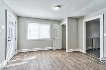 2215 W 105th Street, Loveland, OH 44102 - Photo 8