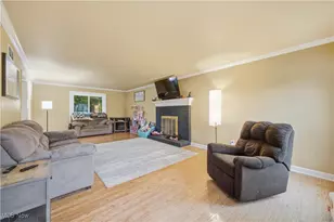 1738 Island Dr, Poland, OH 44514 - Photo 6