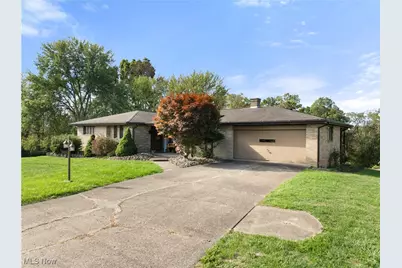 567 Sealock Avenue, Steubenville, OH 43952 - Photo 2