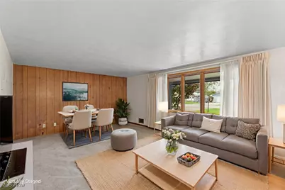 567 Sealock Avenue, Steubenville, OH 43952 - Photo 10