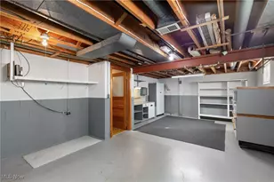 567 Sealock Ave, Steubenville, OH 43952 - Photo 36