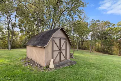 567 Sealock Avenue, Steubenville, OH 43952 - Photo 38