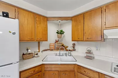 567 Sealock Avenue, Steubenville, OH 43952 - Photo 16