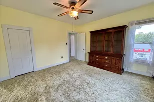 705 Main St, Pennsboro, WV 26415 - Photo 32