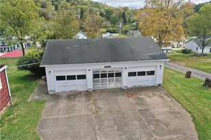 705 Main St, Pennsboro, WV 26415 - Photo 8