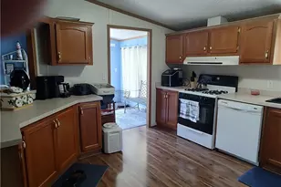 322 Morgan Terrace, Roaming Shores, OH 44084 - Photo 12