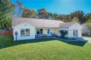 1454 Hillcrest Dr, Atwater, OH 44201 - Photo 2