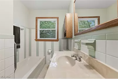 8271 Pheasant Avenue NW, North Canton, OH 44720 - Photo 18
