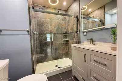 677 N State Street, Painesville, OH 44077 - Photo 22