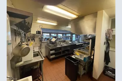 3020 Harrisburg Road NE, Canton, OH 44705 - Photo 16