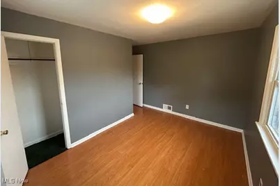 3071 E Waterloo Road #2, Akron, OH 44312 - Photo 6