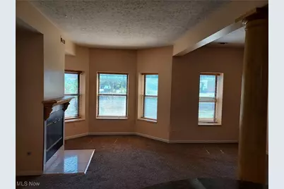 11014 Detroit Avenue #EE1, Loveland, OH 44102 - Photo 4