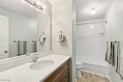 10269 Smugglers Cove, Aurora, OH 44202 - Photo 16