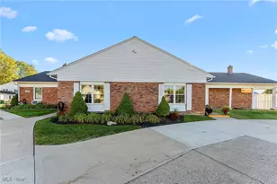 6814 Beacon Dr, Mentor, OH 44060 - Photo 32