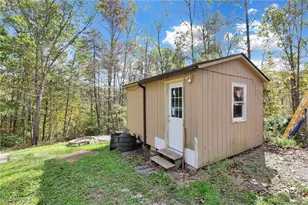 852 Wallace Rd, Little Hocking, OH 45742 - Photo 30