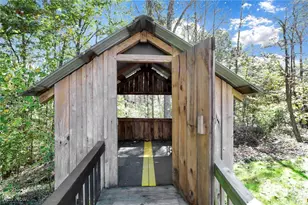 852 Wallace Rd, Little Hocking, OH 45742 - Photo 38