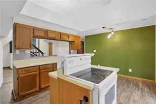 852 Wallace Rd, Little Hocking, OH 45742 - Photo 14