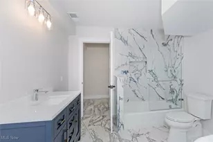 20601 Shelburne Rd, Huber Heights, OH 44122 - Photo 26