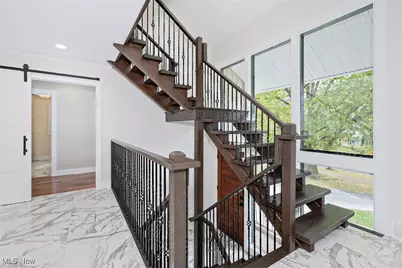 20601 Shelburne Road, Huber Heights, OH 44122 - Photo 2