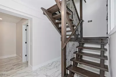 20601 Shelburne Road, Huber Heights, OH 44122 - Photo 22