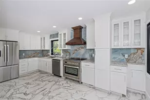 20601 Shelburne Rd, Huber Heights, OH 44122 - Photo 6