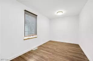 3109 Hancock Ave, Loveland, OH 44113 - Photo 16