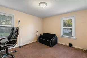 2948 Trenton Rd, Akron, OH 44312 - Photo 12