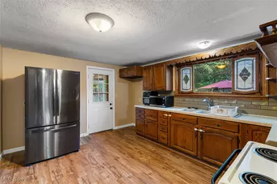 2948 Trenton Road, Akron, OH 44312 - Photo 10