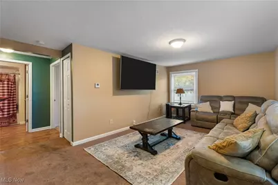 2948 Trenton Road, Akron, OH 44312 - Photo 4