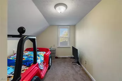 2948 Trenton Road, Akron, OH 44312 - Photo 18