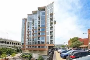 2222 Detroit Ave, Loveland, OH 44113 - Photo 2