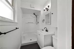 1005 Adams St, Coshocton, OH 43812 - Photo 12