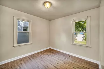 1167 Hilltop Drive, Akron, OH 44310 - Photo 24