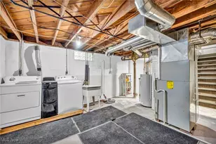 1167 Hilltop Dr, Akron, OH 44310 - Photo 42