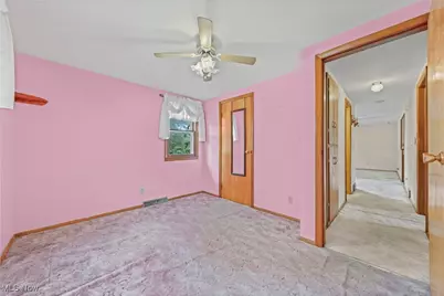 11960 Freshley Avenue, Alliance, OH 44601 - Photo 18