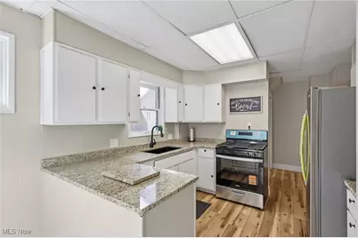 615 Noah Avenue, Akron, OH 44320 - Photo 10