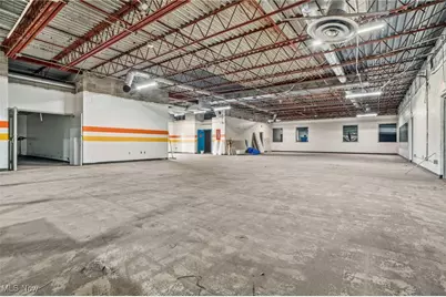 2600 25th Street NE, Canton, OH 44705 - Photo 16