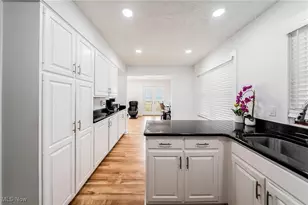 32321 Lakeshore Blvd, Willowick, OH 44095 - Photo 34