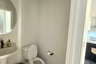 1495 Superior Ave E, Loveland, OH 44114 - Photo 8