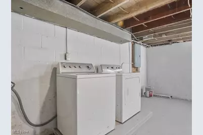 1371 Benton Street, Barberton, OH 44203 - Photo 26