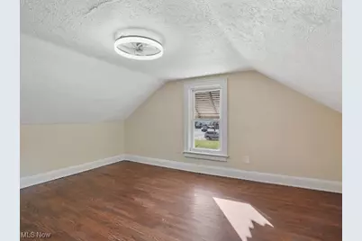 1371 Benton Street, Barberton, OH 44203 - Photo 18