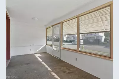 1371 Benton Street, Barberton, OH 44203 - Photo 4