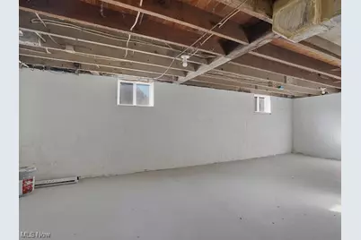 1371 Benton Street, Barberton, OH 44203 - Photo 24