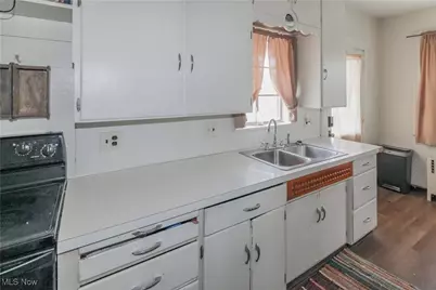 229 W 4th Street, Port Clinton, OH 43452 - Photo 36