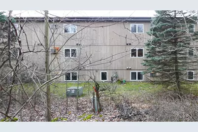 8140 Southwood Drive, Garrettsville, OH 44231 - Photo 2