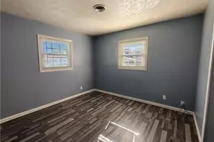 2215 Willowrow Ave NE, Canton, OH 44705 - Photo 6