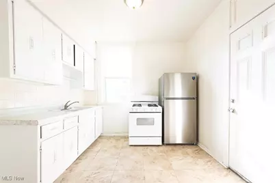 3300 W 98th Street, Loveland, OH 44102 - Photo 6