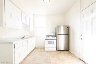 3300 W 98th St, Loveland, OH 44102 - Photo 6